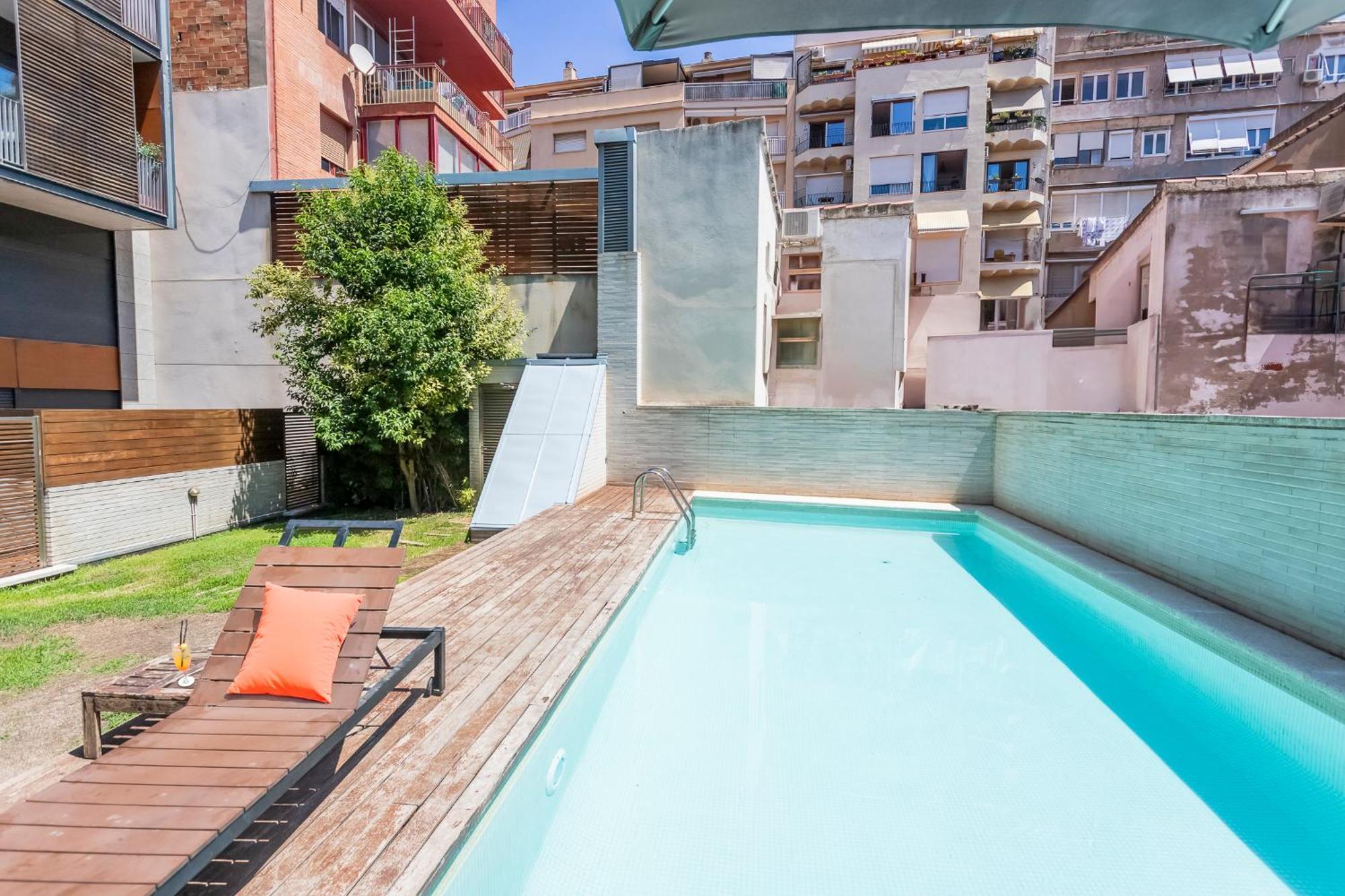 My Space Barcelona Pool Garden Apartments, Barcelona